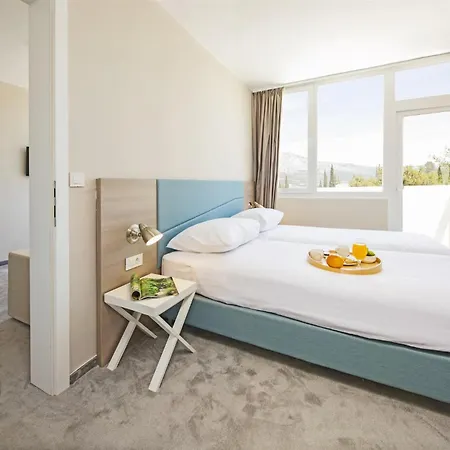 Hotel Aminess Vival Port9