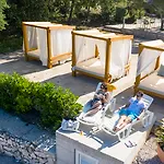 Hotel Aminess Vival Port9
