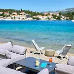 Hotel Aminess Vival Port9