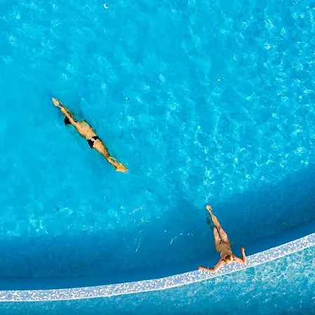 Aminess Vival Port9 4*