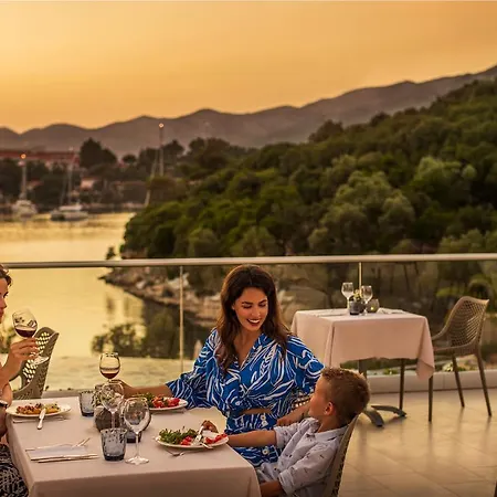 Aminess Vival Port9 Hotel 4*