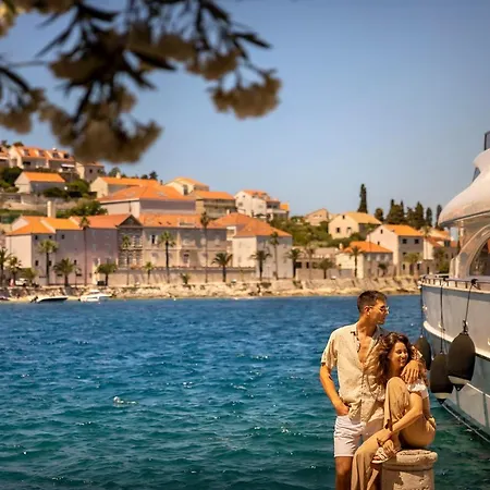Hotel Aminess Vival Port9