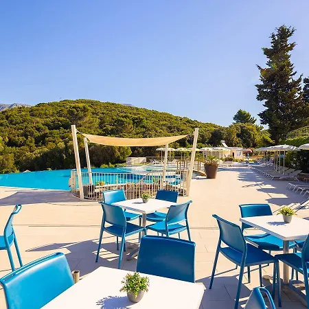 Aminess Vival Port9 4*