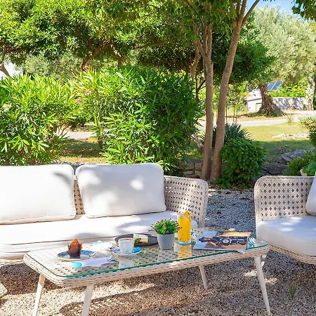 Aminess Vival Port9 4* Medvinjak