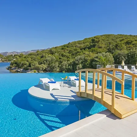 Aminess Vival Port9 Hotel 4*