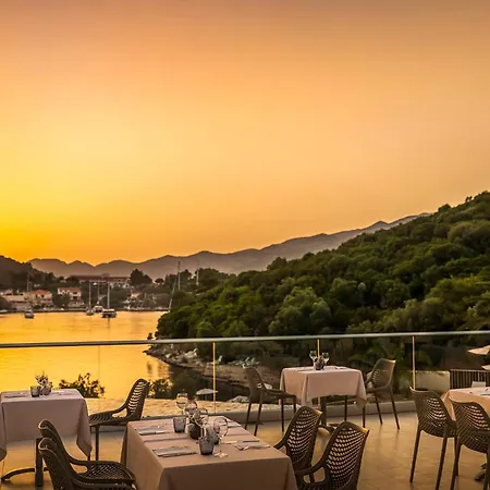 Aminess Vival Port9 Hotel Medvinjak