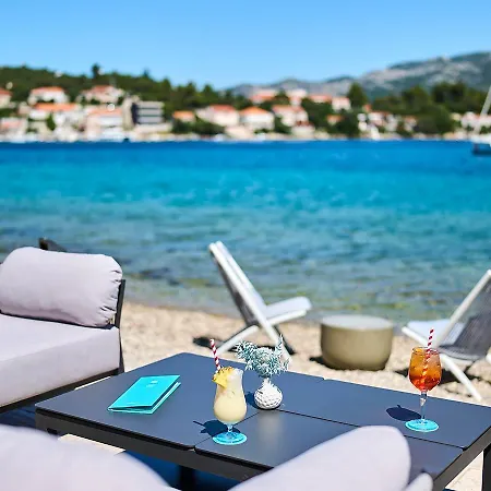 Aminess Vival Port9 4*