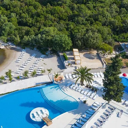 Aminess Vival Port9 4* Medvinjak