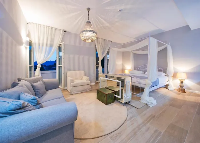 Aminess Vival Port9 4*