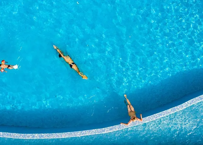 Aminess Vival Port9 4*