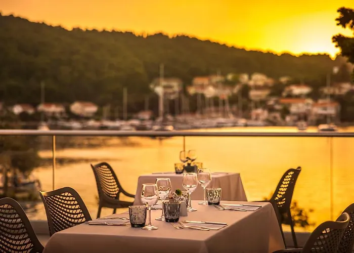 Aminess Vival Port9 Medvinjak