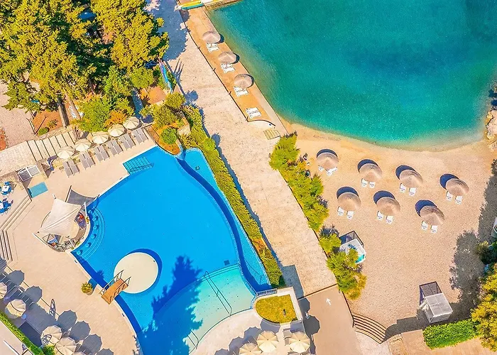 Hotel Aminess Vival Port9