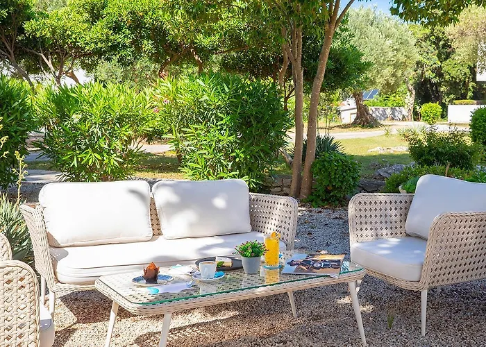 Aminess Vival Port9 4* Medvinjak