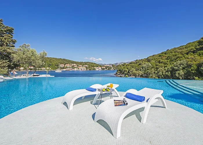 Aminess Vival Port9 Hotel 4*